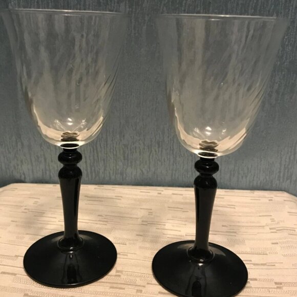 Set of 2 Vintage Luminarc France Swirl Optic Twist Onyx Black Stem Wine Glasses - Picture 6 of 6